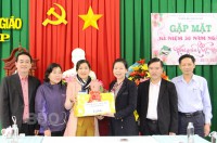 Phó Trưởng đoàn ĐBQH tỉnh Lý Tiết Hạnh thăm, tặng quà Tết tại huyện Phù Cát và Phù Mỹ