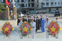 Lãnh đạo tỉnh viếng Nghĩa trang liệt sĩ TP Quy Nhơn